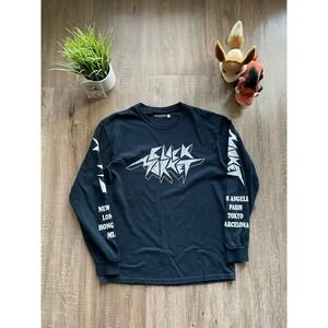 BlackMarket USA T Shirt